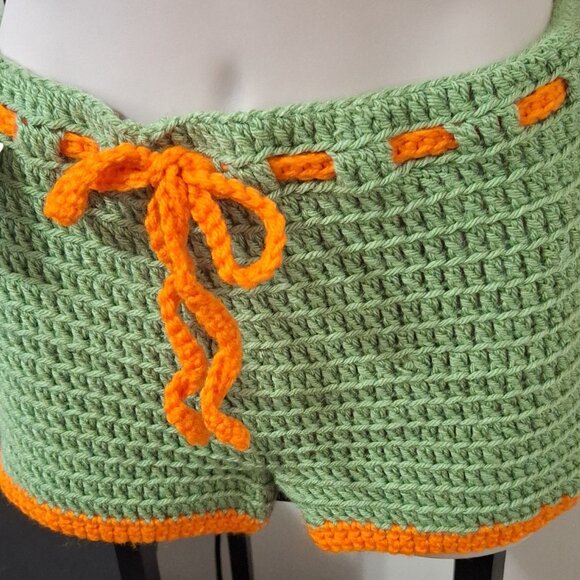 BEACH SHORTS (SML) - Picture 4 of 6